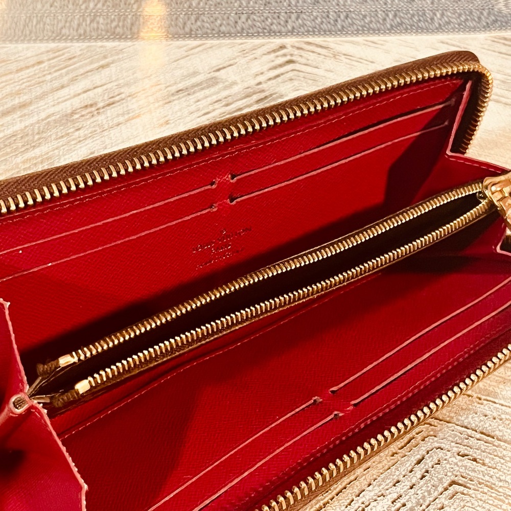 Louis Vuitton Monogram long zippy Wallet - Picture 10 of 15